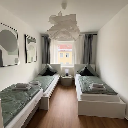 3 - -parkplatz - Mallibase Apartment *